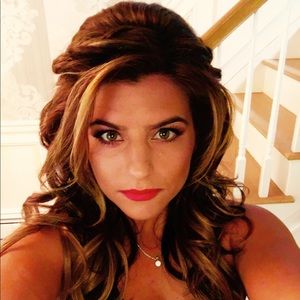 Meet your Posher, Kristin